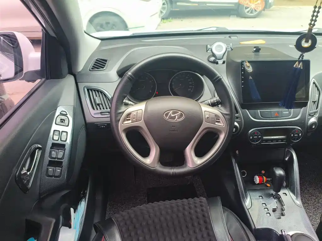 Hyundai ix35 2.0 L Auto 2 WD Intelligent CN-V
