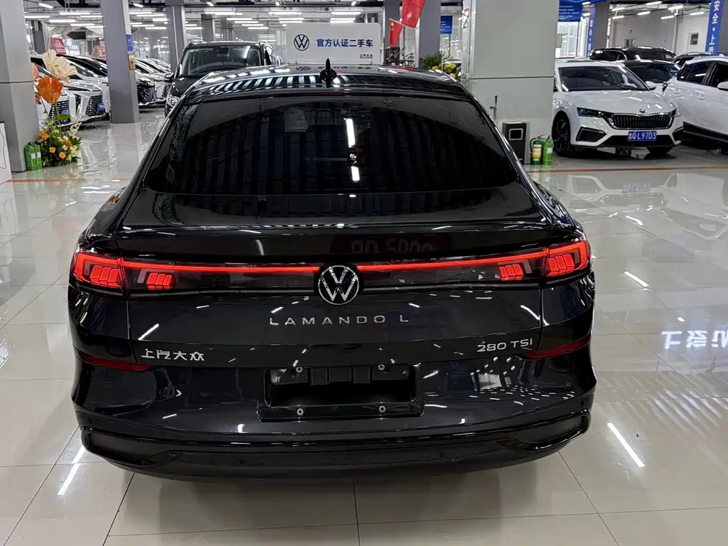Lamando Lamando L 280 TSI DSG Dazzle Hot