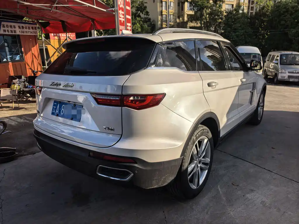 Zotye T700 众泰T700 2017款 1.8 T 手动尊享型