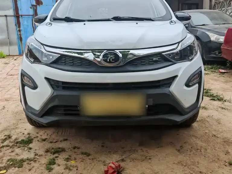 BYD Yuan 1.5 L Auto Cool Dazzle Connected