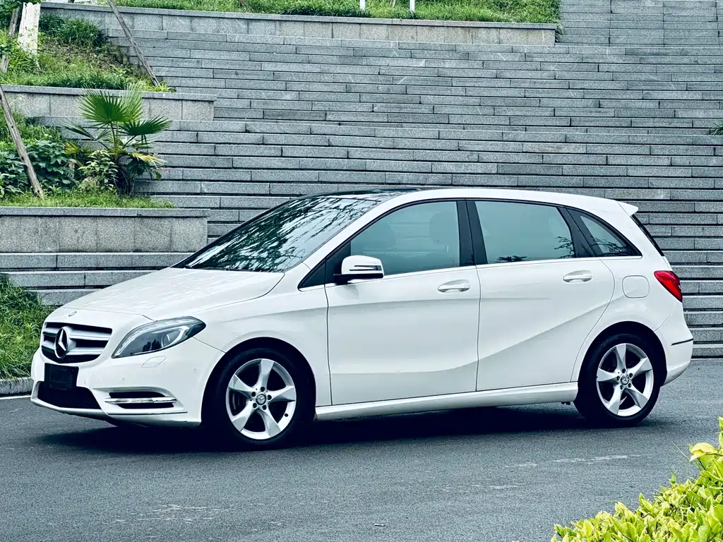 Mercedes-Benz B-Class B 200
