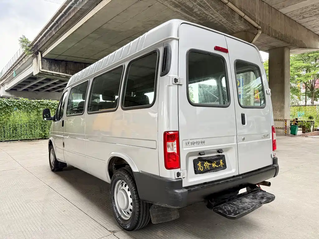 Transit Custom 2.8 T Space King Taurus LWB Mid High Roof Rear Single Tire - Step 6-seat Diesel CN-VI JX493