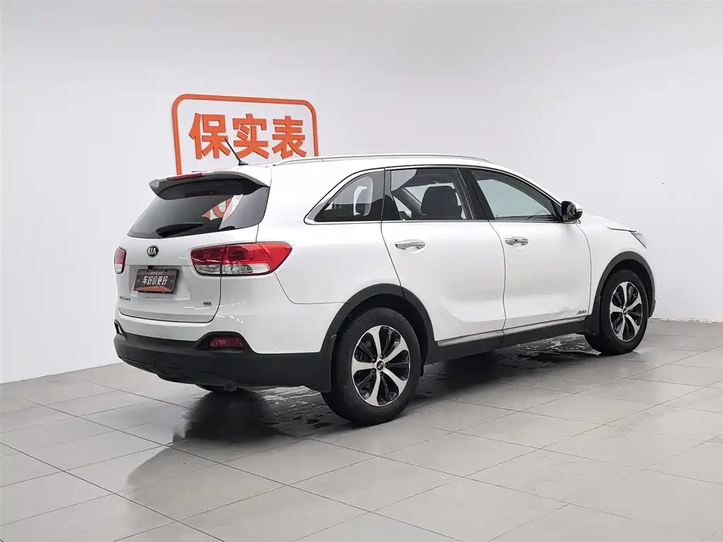 Sorento 索兰托 2016款 索兰托L 2.4 L 汽油4 WD定制版 7座 国V