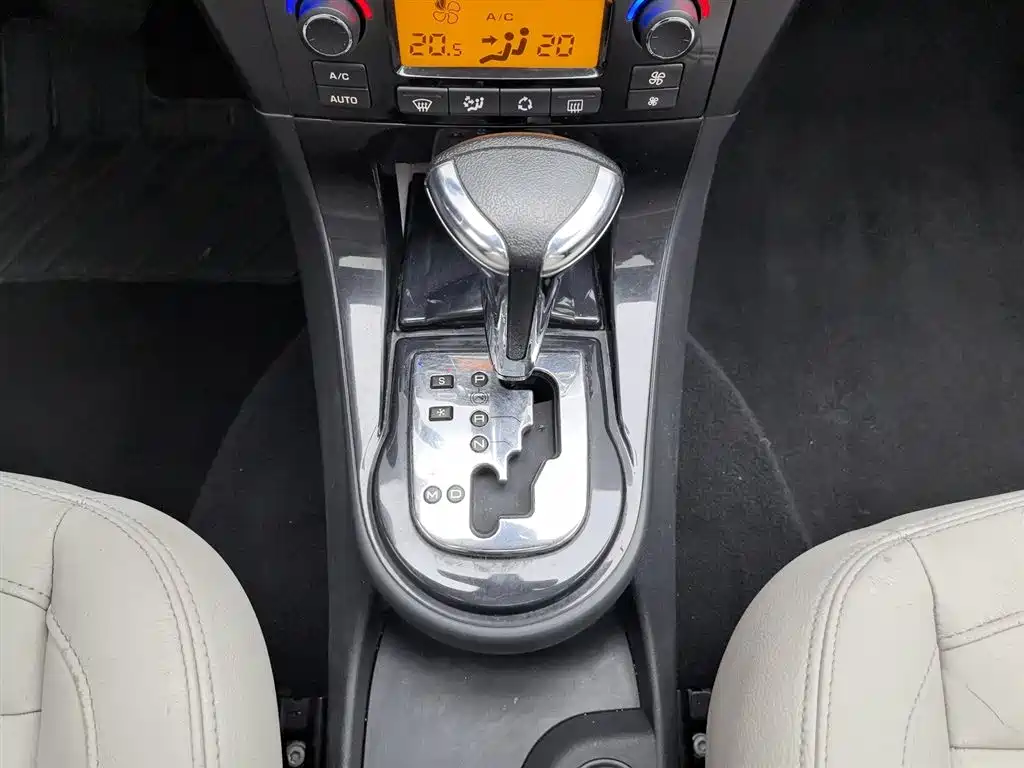 C-Quatre Sedan 1.6 L Auto Taste Enjoyment