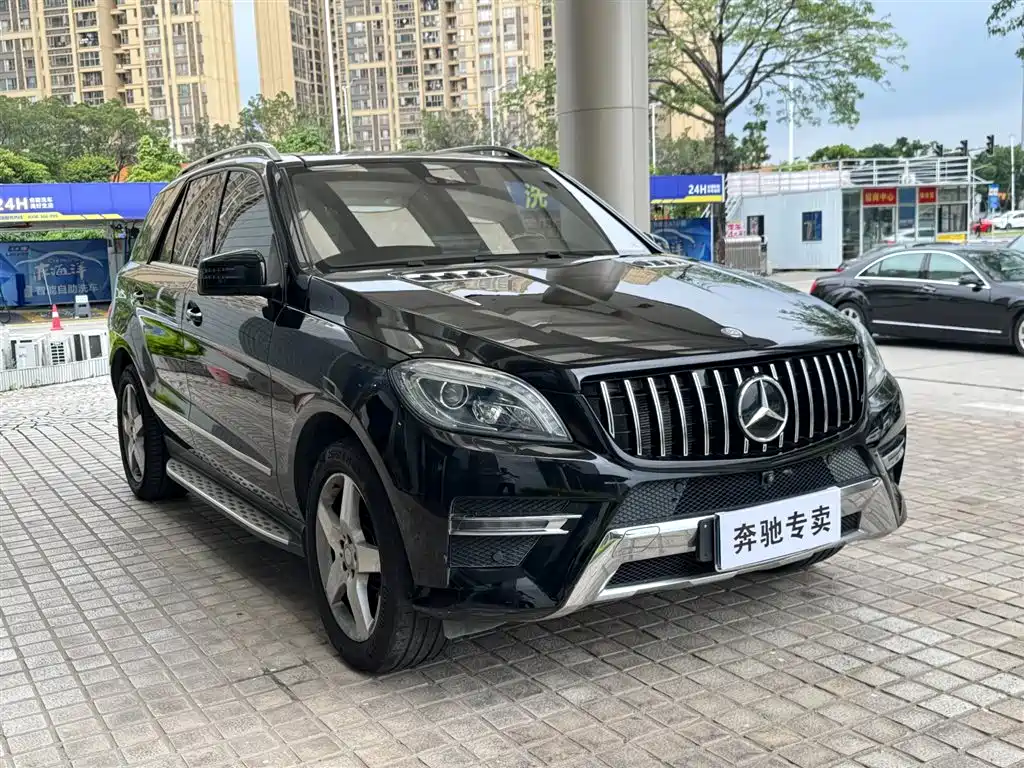Mercedes-Benz M-Class ML 400 4 MATIC Luxury