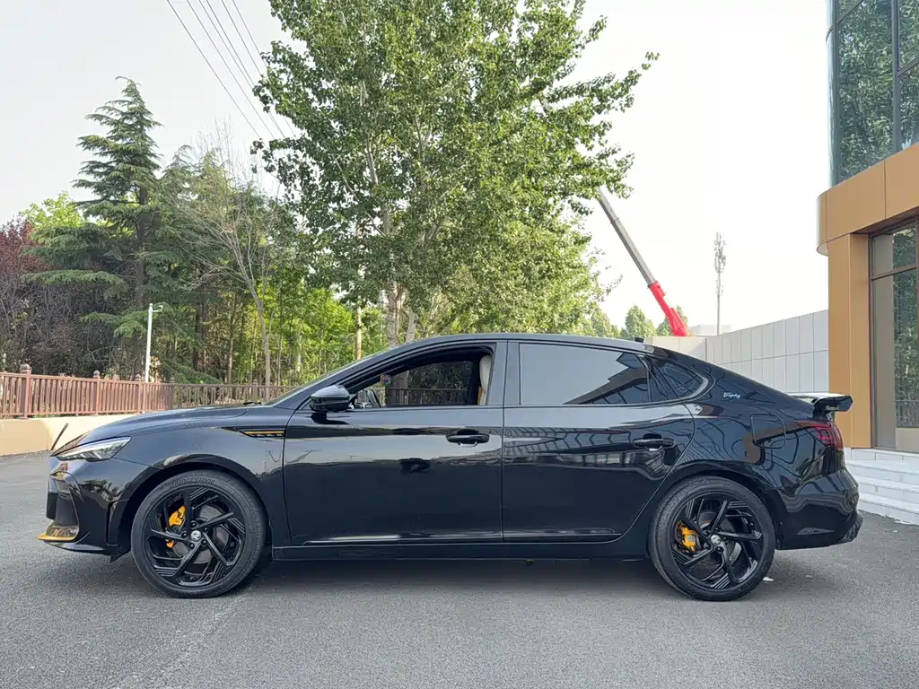 MG6 Pro 1.5 T Auto Trophy Flagship