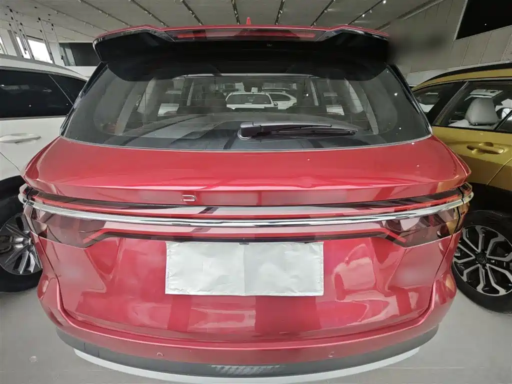 Song Pro 1.5 T Auto Luxury