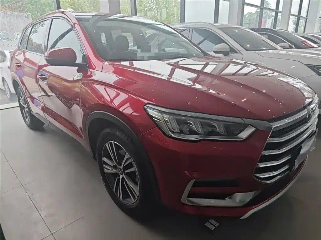 Song Pro 1.5 T Auto Luxury