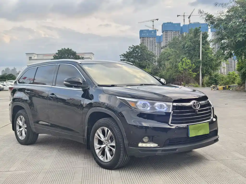 Highlander 2.0 T 2 WD Elite 5-seat