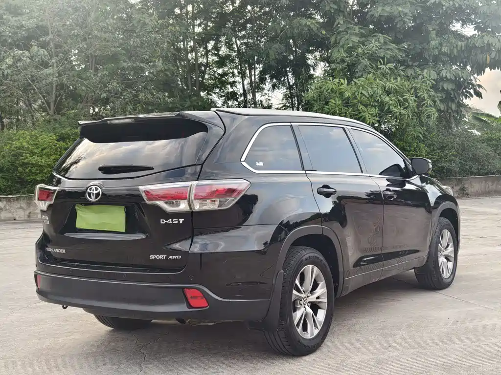 Highlander 2.0 T 2 WD Elite 5-seat