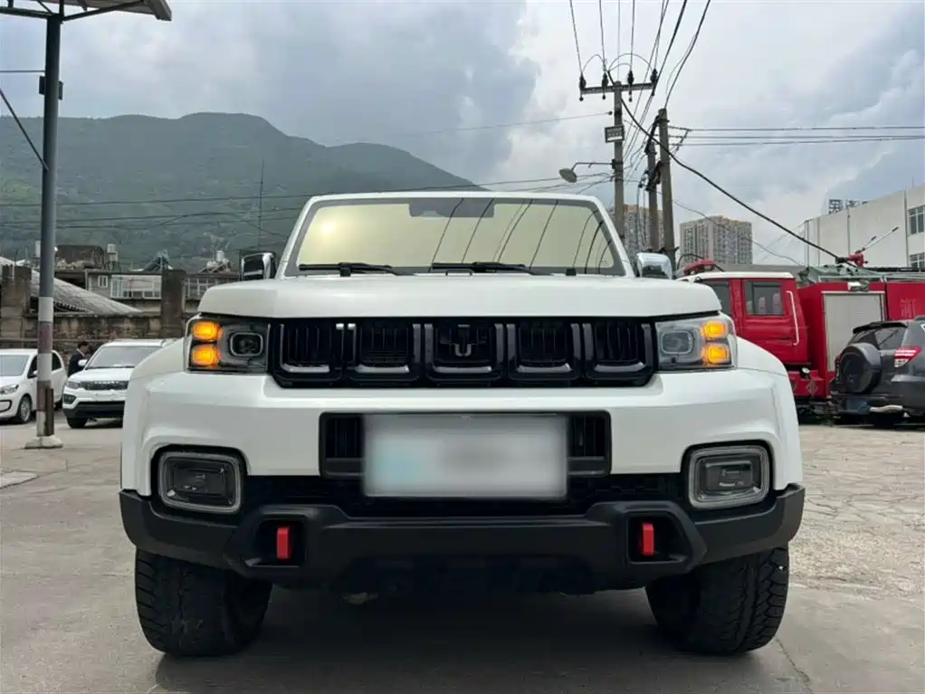 BAIC BJ40 2.0 D Auto 4 WD Blade Hero Swordsman