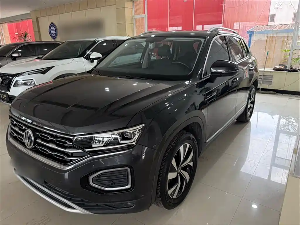 Tayron 330 TSI 2 WD Luxury Connected Plus