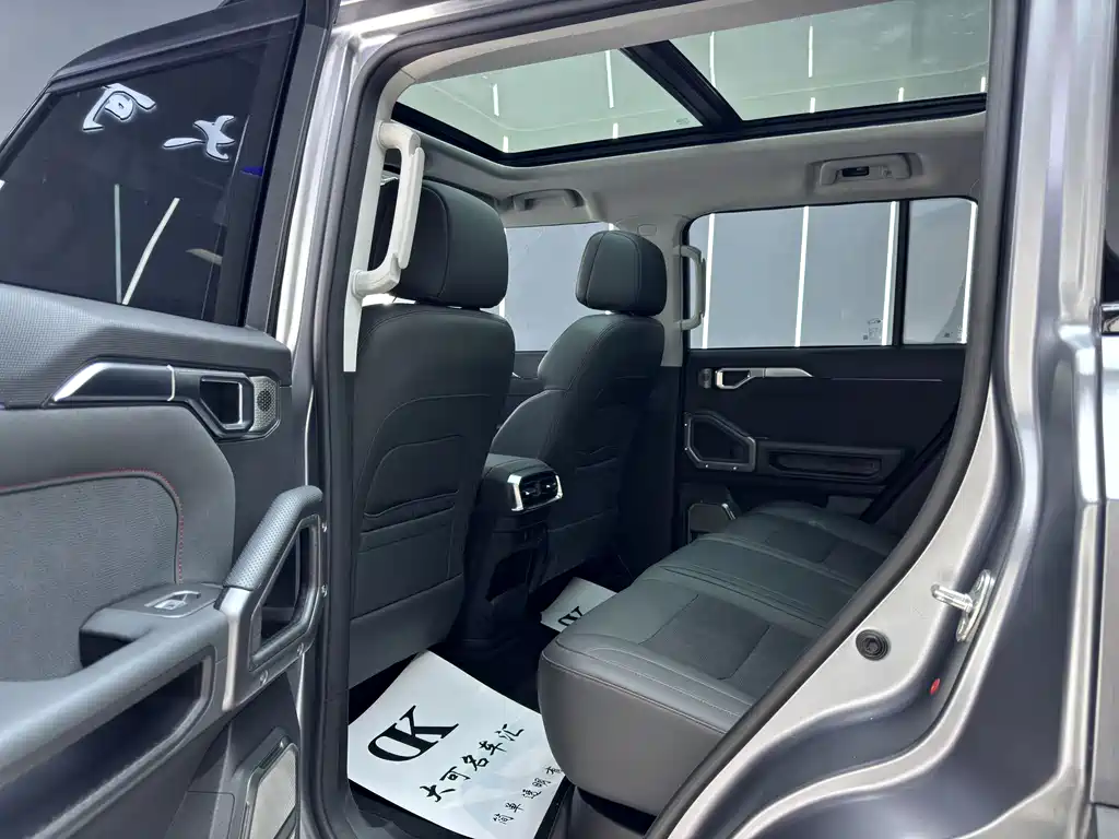 Jetour Traveller 2.0 T 4 WD Cross PRO+