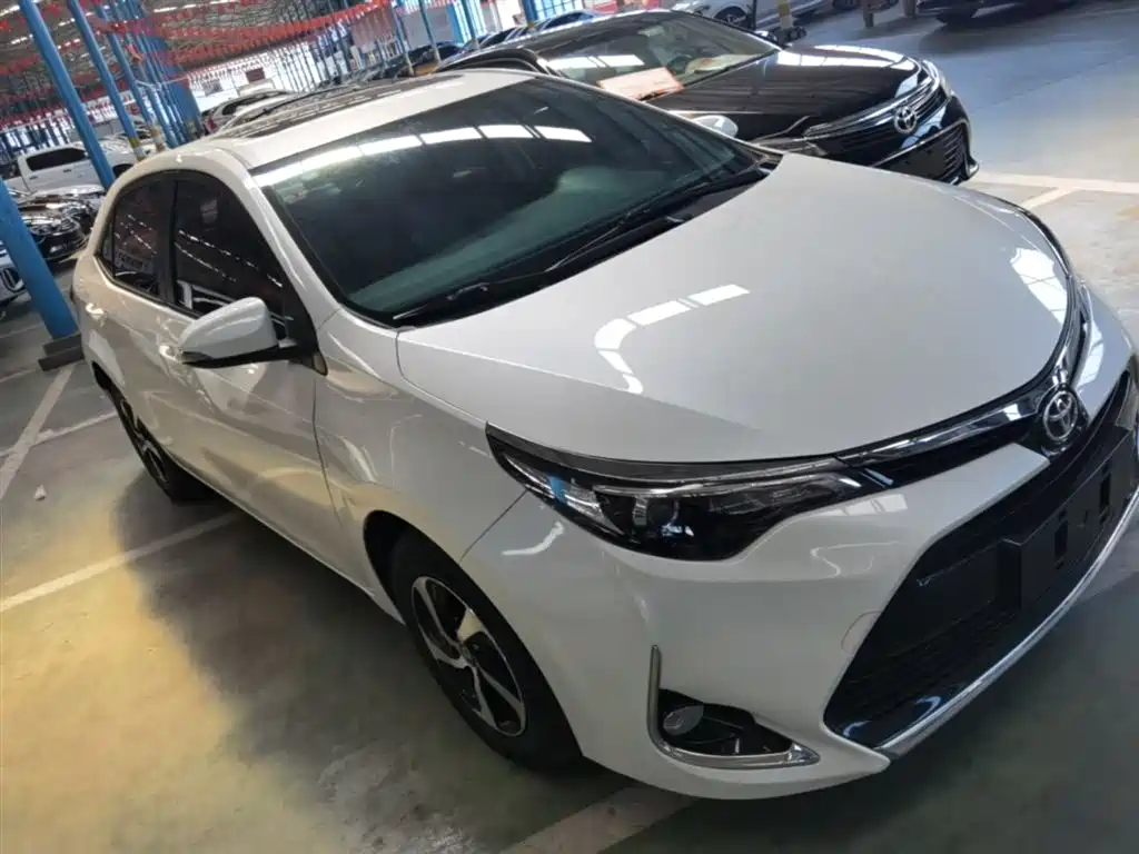 Levin Facelift 185 T CVT Elite CN-VI