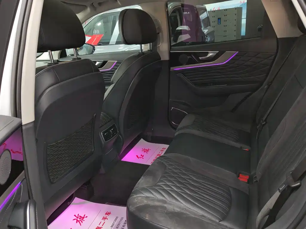 Hongqi HS5 2.0 T Connected Flagship Enjoyment 4 WD