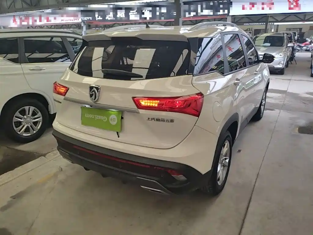 Baojun 530 1.8 L Auto Elite CN-V