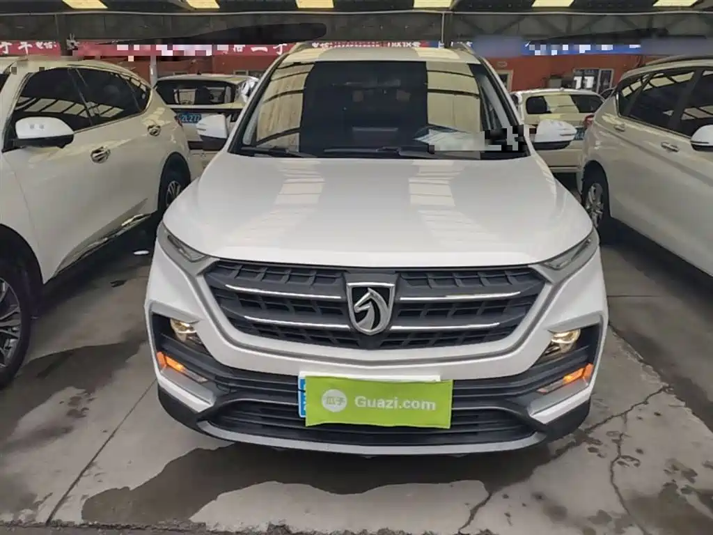 Baojun 530 1.8 L Auto Elite CN-V