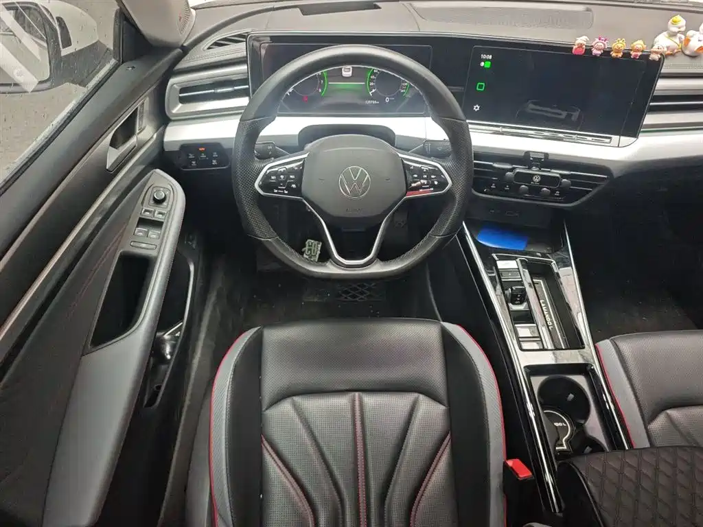 Lamando Lamando L 280 TSI DSG Super Hot Flagship