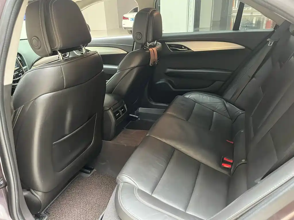Cadillac ATS-L 28 T Fashion
