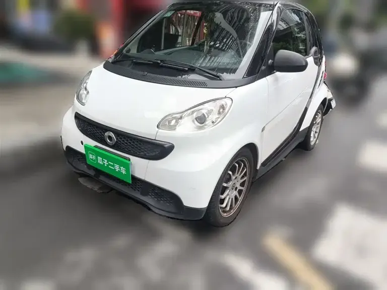 smart fortwo 1.0 MHD Hardtop Standard