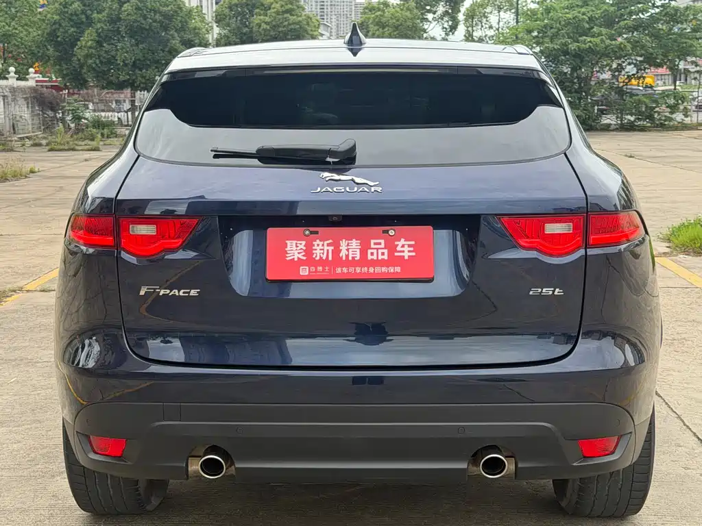 Jaguar F-PACE 2.0 T 2 WD Urban Premium