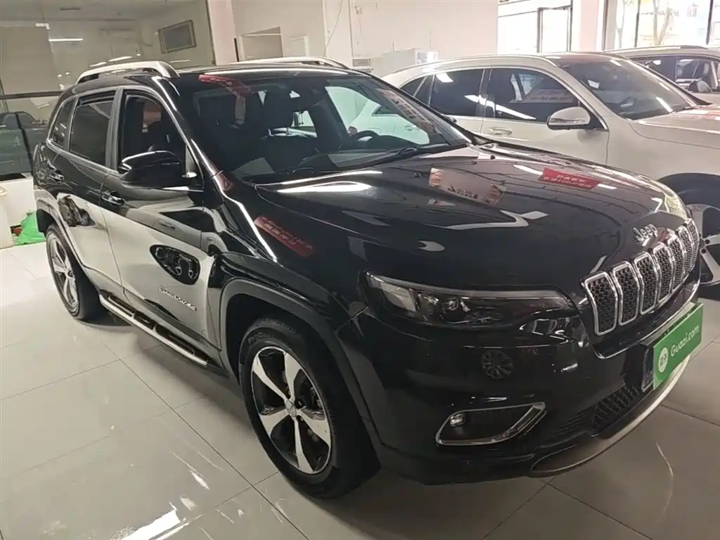 Cherokee 自由光 2019款 2.0 T 四驱探享版 国V