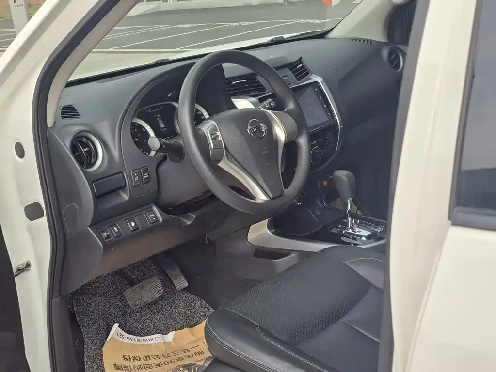 Terra 2.5 L XL Upper 4 WD Auto 4 WD Luxury