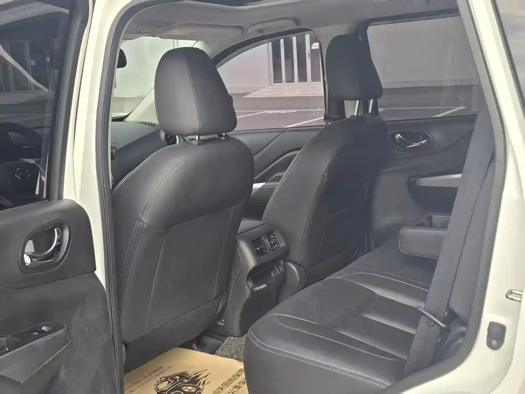 Terra 2.5 L XL Upper 4 WD Auto 4 WD Luxury