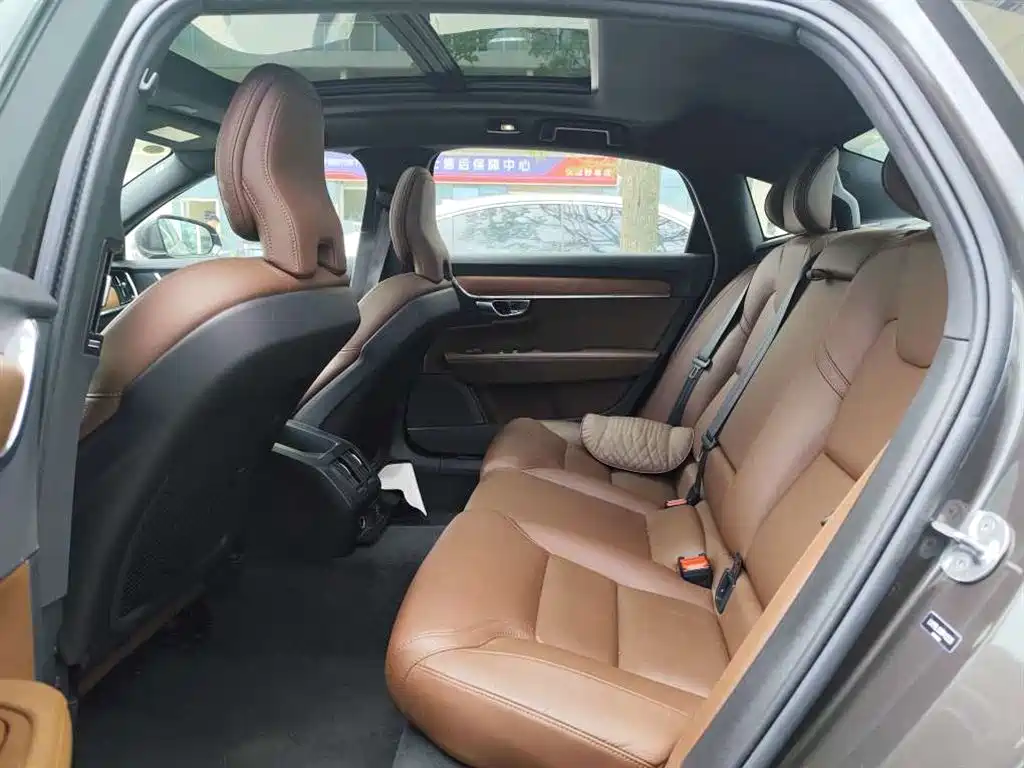 Volvo S90 B5 Smart Ease Luxury
