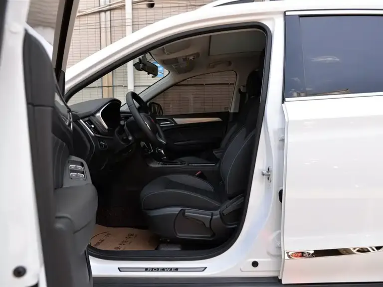 Roewe RX5 20 T Auto 4 G Connected Transcend