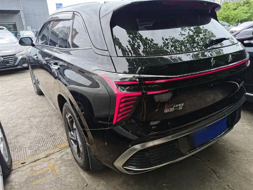 Hongqi HS3 1.5 T Good Deed