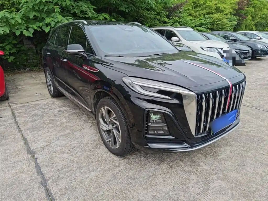 Hongqi HS3 PHEV 115 km Power Action