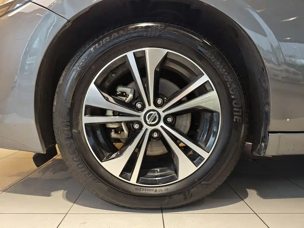 Sylphy 1.6 L XL CVT Joy