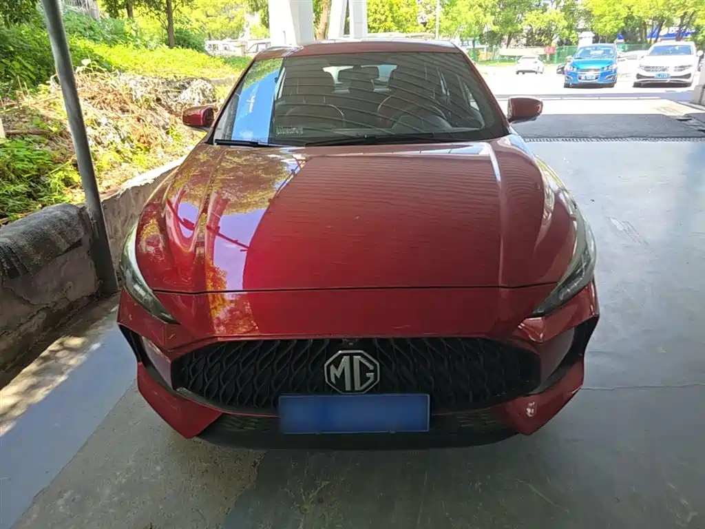MG5 180 DVVT CVT Youth Luxury