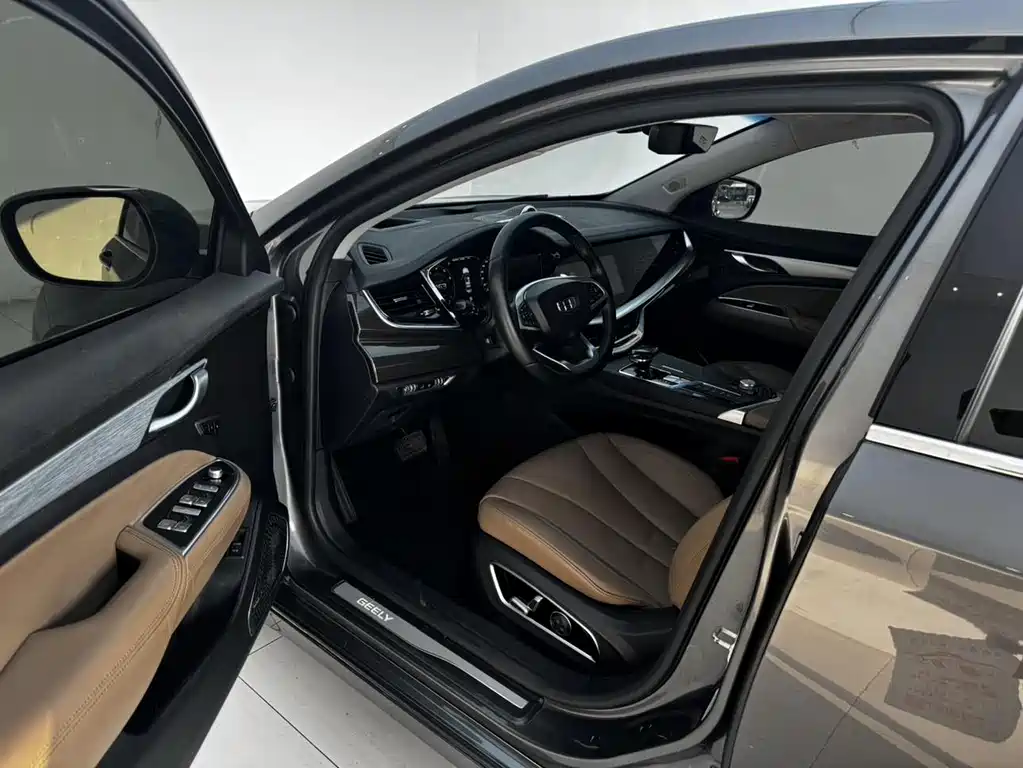 Borui 博瑞 2018款 1.5 T MHEV 耀尊版