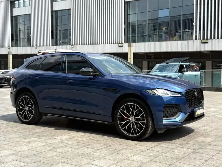 Jaguar F-PACE P250 R-Dynamic BLACK
