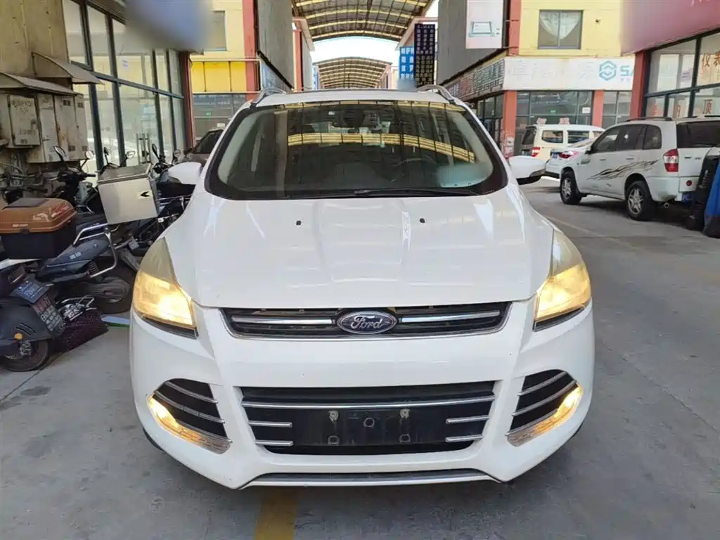 Kuga 1.5 L GTDi 2 WD Style