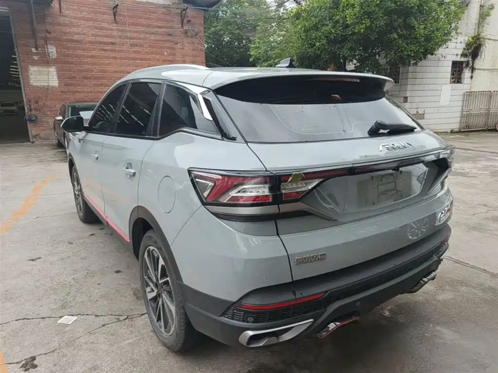 Dongfeng Fengshen AX7 Mach 1.5 T DCT DF41