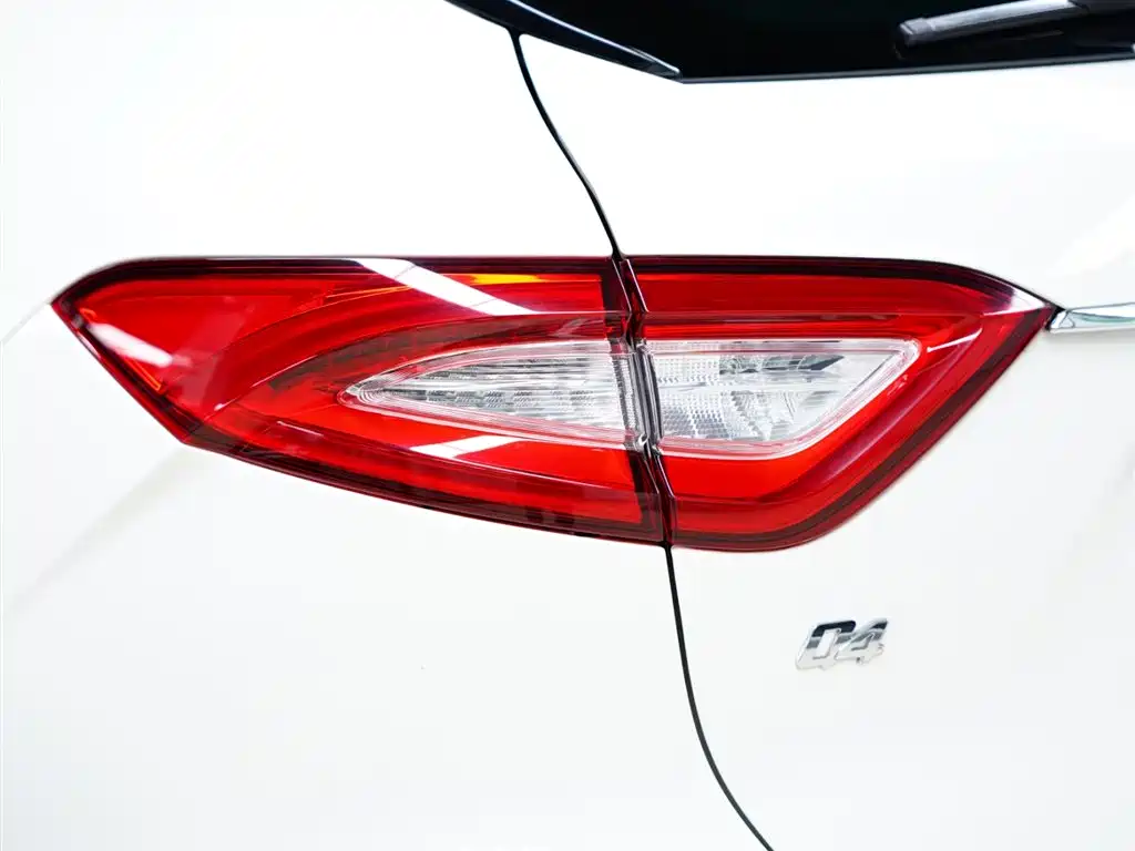 Levante 3.0 T Standard