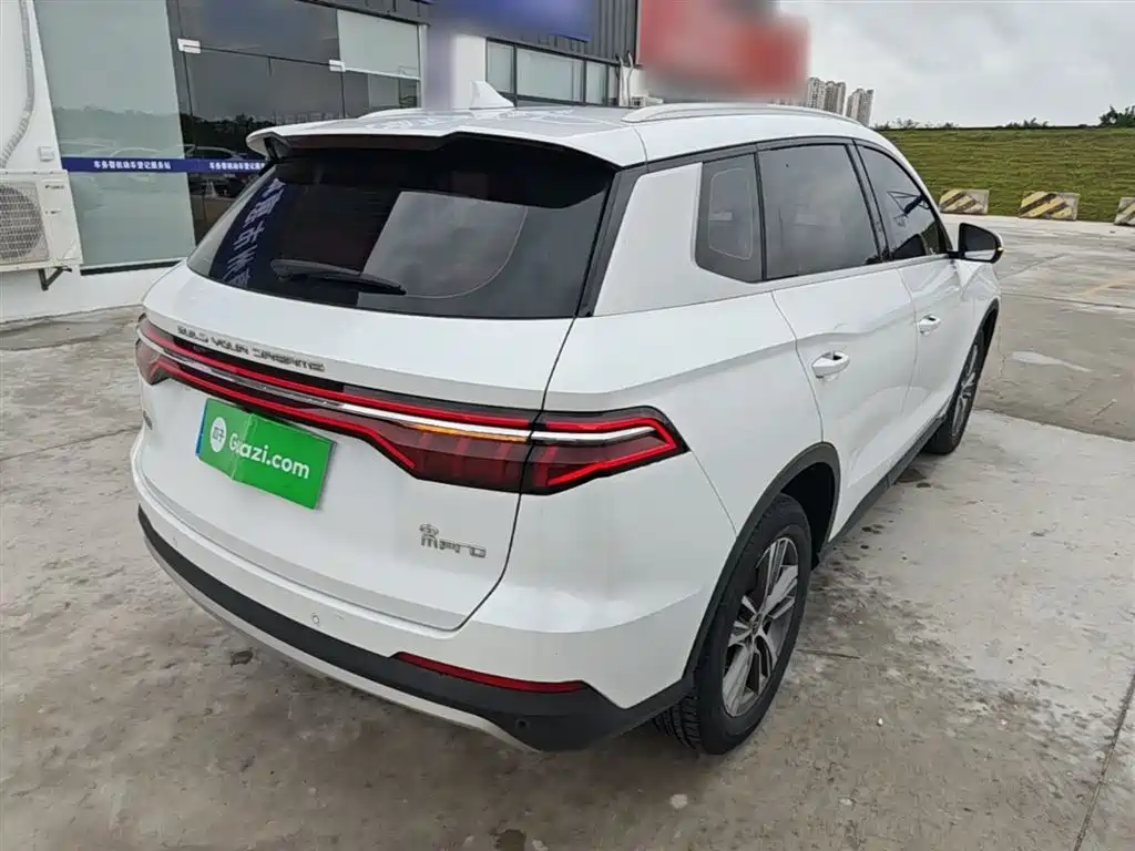 Song Pro 1.5 T Auto Luxury