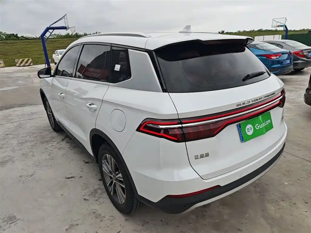 Song Pro 1.5 T Auto Luxury