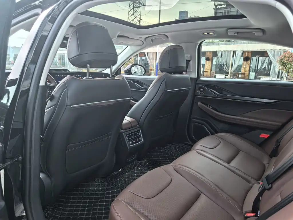 Lincoln Z 2.0 T 2 WD Comfort Supreme Hybrid