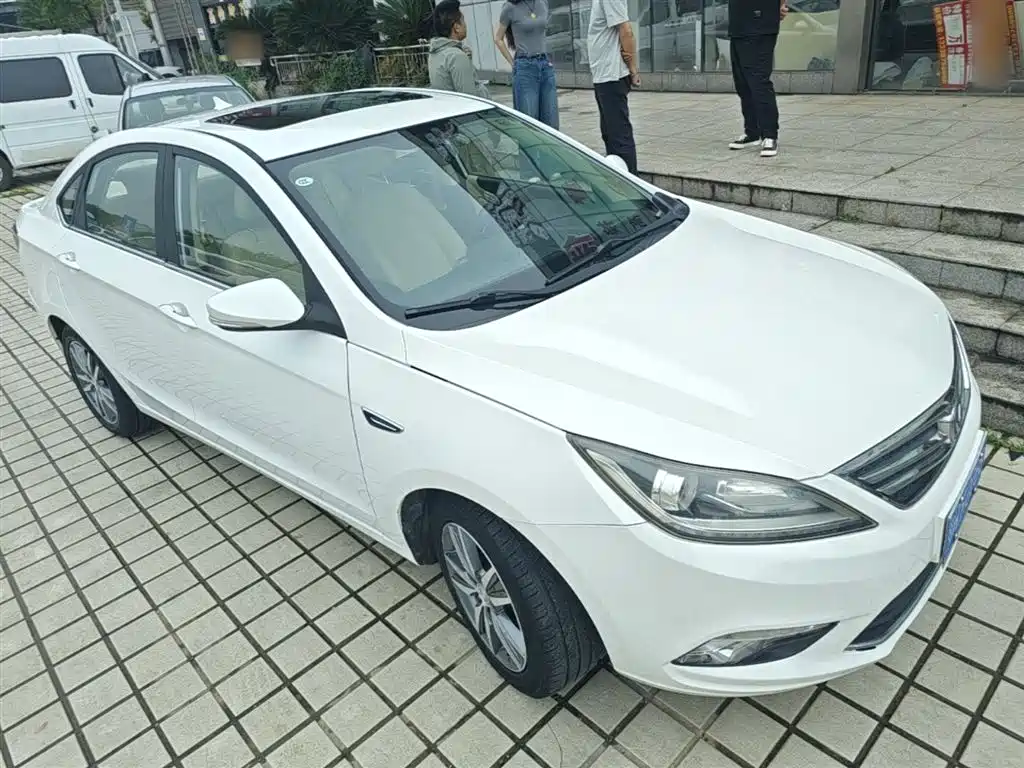 Eado 1.6 L Manual Style