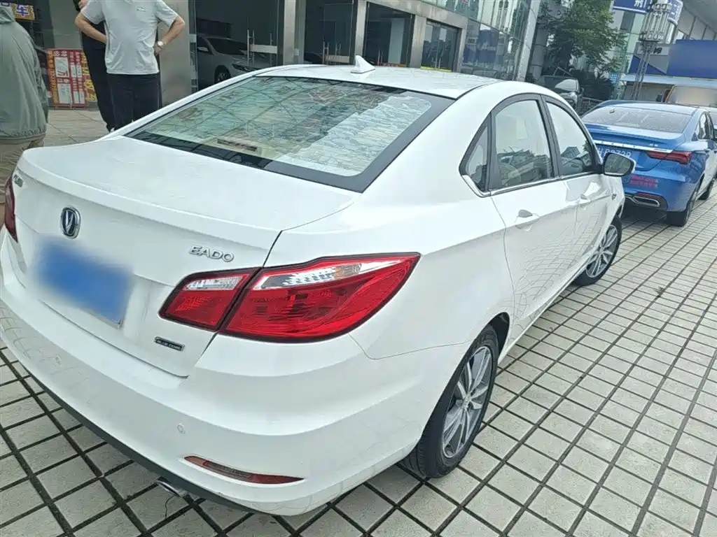 Eado 1.6 L Manual Style