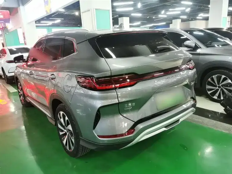 BYD Song PLUS NEV Champion DM-i 110 KM Flagship PLUS