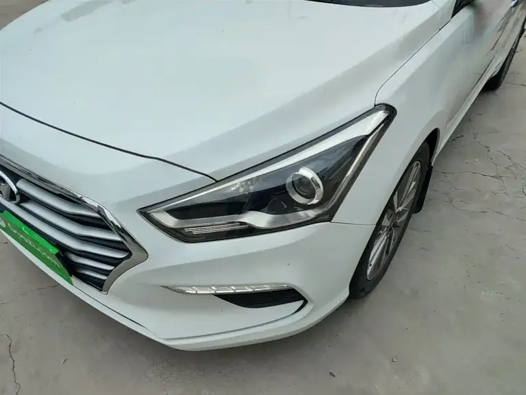 Hyundai Mistra 1.8 L Auto Intelligent GLS CN-V