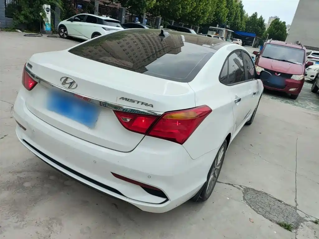 Mistra 1.8 L Auto Intelligent GLS CN-V