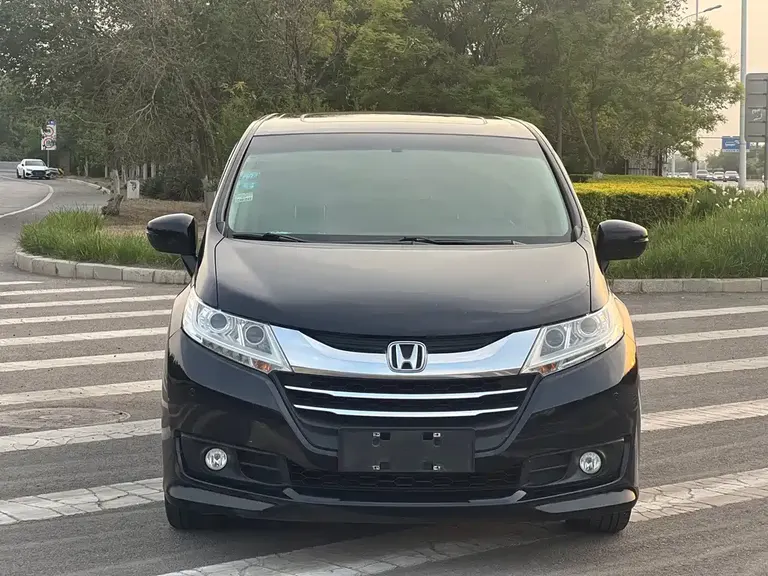 Honda Odyssey Facelift 2.4 L Luxury