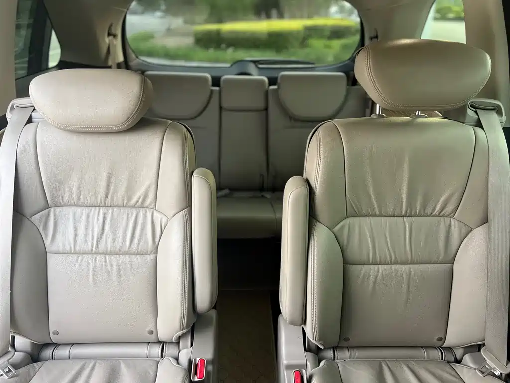 Odyssey Facelift 2.4 L Luxury