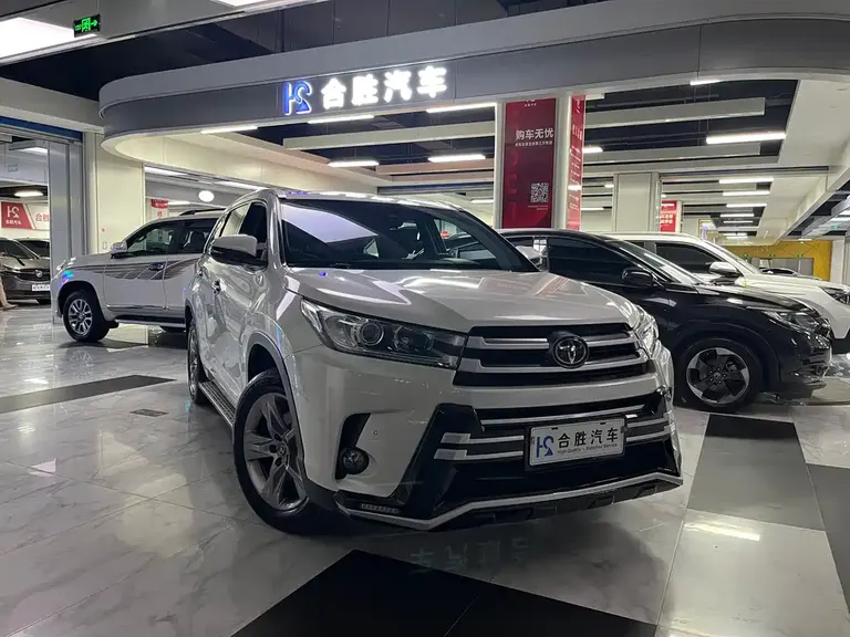 Toyota Highlander 2.0 T 4 WD Luxury 7-seat CN-VI
